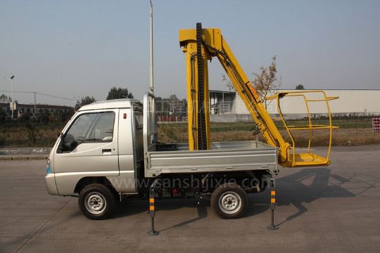 點(diǎn)擊查看詳細(xì)信息<br>標(biāo)題：電動(dòng)作業(yè)車(chē) 閱讀次數(shù)：2880