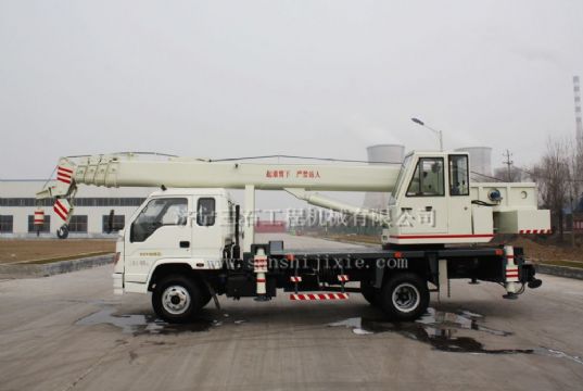 點(diǎn)擊查看詳細信息<br>標題：10噸汽車(chē)吊 閱讀次數：3102